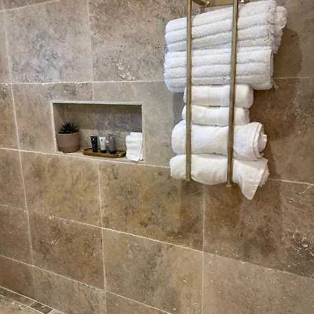 Bed & Breakfast Figtrees