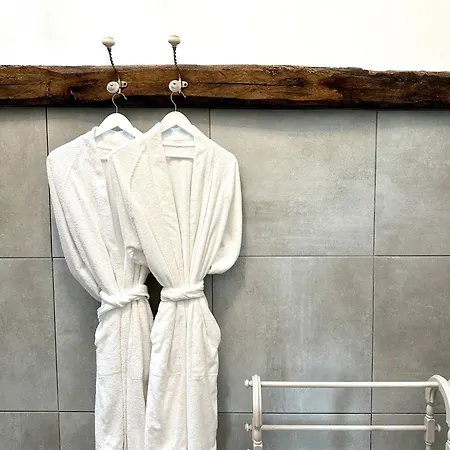 Bed & Breakfast Figtrees *