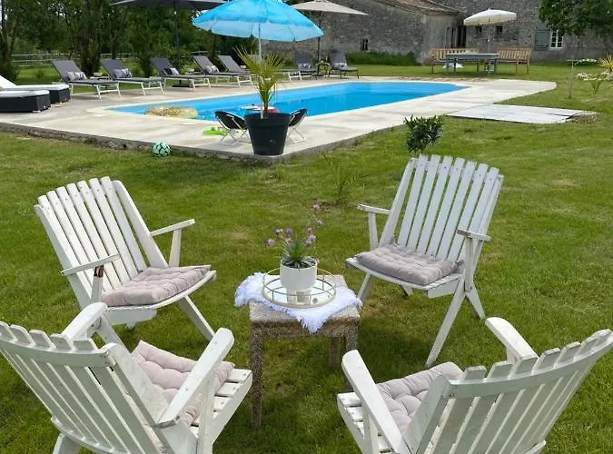 Alojamento de Acomodação e Pequeno-almoço Figtrees Margueron