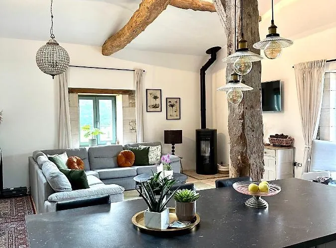 Figtrees Alojamento de Acomodação e Pequeno-almoço Margueron