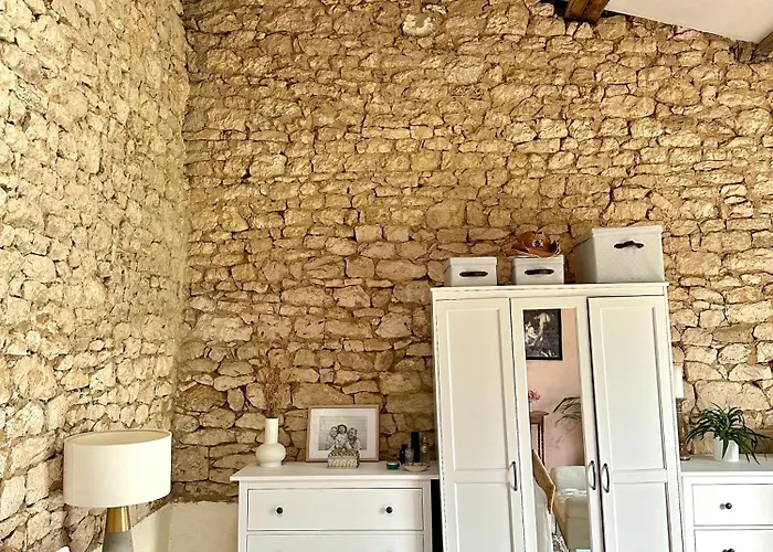 Alojamento de Acomodação e Pequeno-almoço Figtrees Margueron